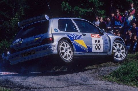 Ragnotti-Thimonier sur Renault Clio Maxi au rallye Alsace-Vosges 1995