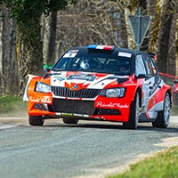 Skoda rally 2 en glisse